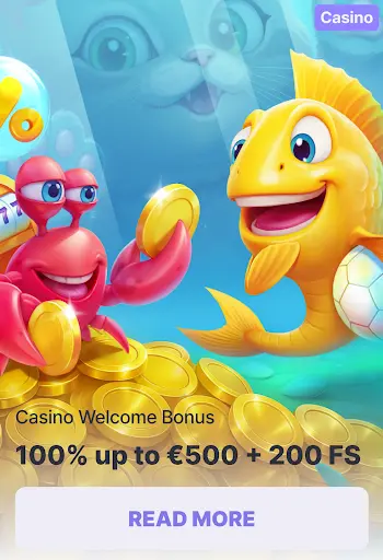 Cangrejo rojo y pez dorado sonrientes sostienen monedas doradas en un acuario iluminado, con un gato observando detrás del cristal y texto sobre bono de bienvenida del casino.